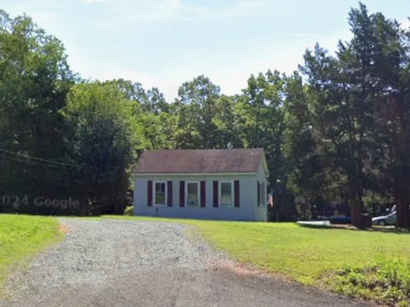 1789 Ed Jones Rd, Scottsville, VA 24590