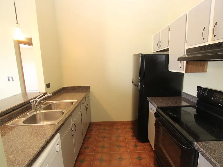 1375 Cunat Ct #3B — Photo 7
