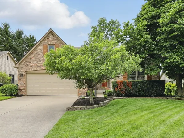 7329 Pymbroke Dr, Fishers, IN 46038