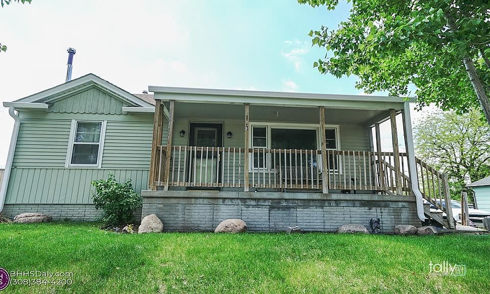 1st image of 118 N Grace Ave