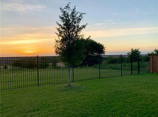 1011 Highpoint Way, Roanoke, TX 76262