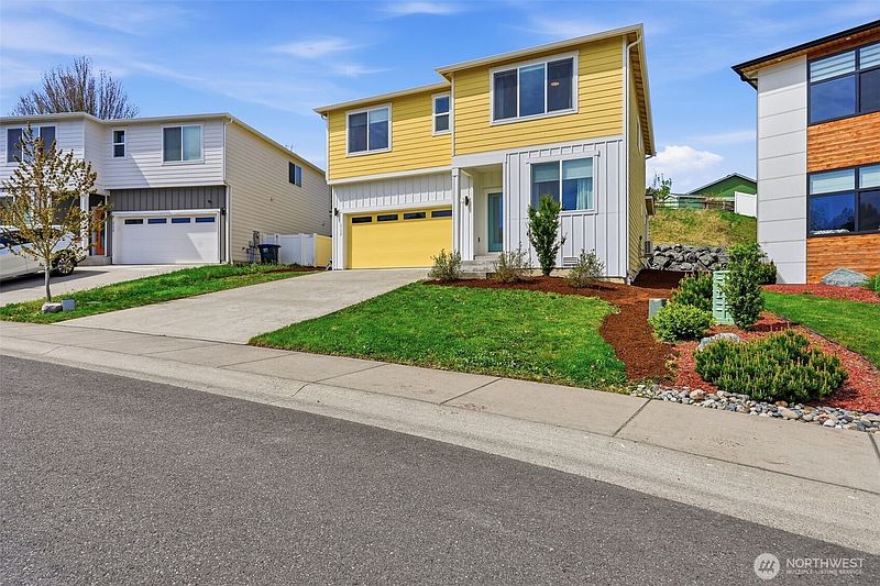 3rd image of 2134 Riverstone Loop