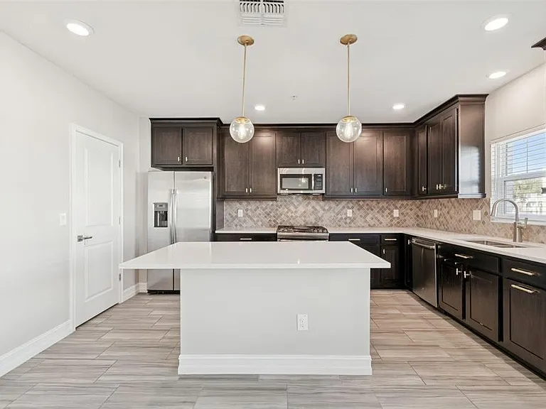 4921 W Paul Ave #4 — Photo 23