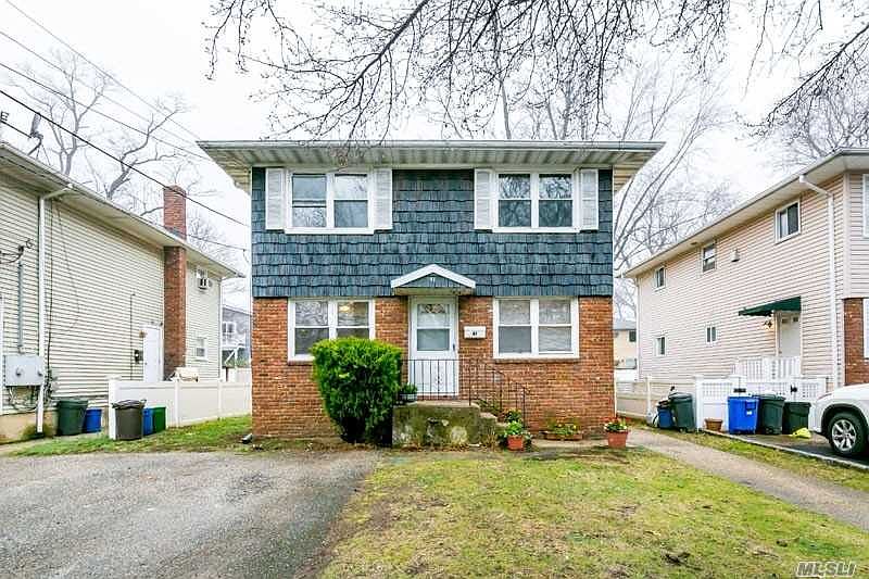 1st image of 41 Yennecock Ave