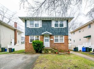 41 Yennecock Ave, Port Washington, NY 11050
