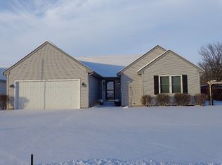 701 Casey Ln, Harvard, IL 60033