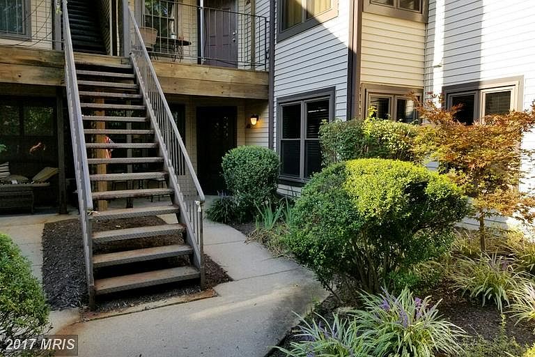 2nd image of 3801 Ski Lodge Dr APT 105