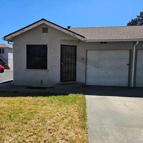 134-140 N Santa Ana Ave Photo 1