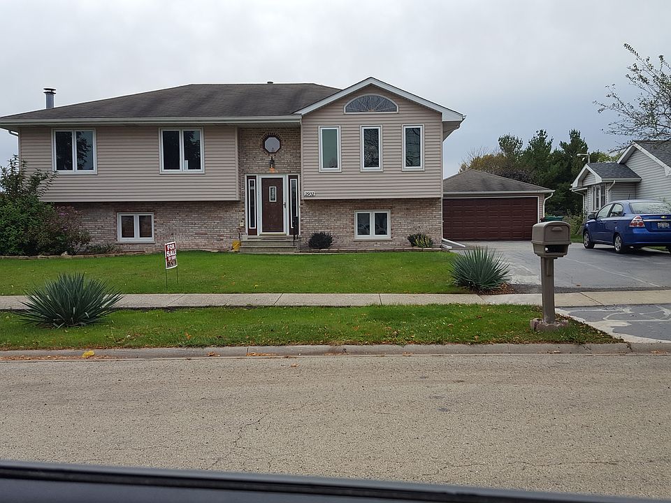 1st image of 2902 Warren Dorris Dr