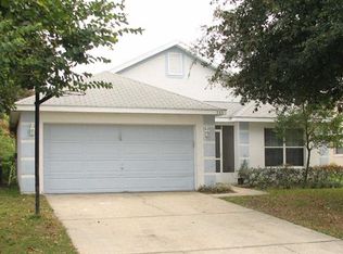 585 Rouzer St, Apopka, FL 32712