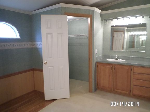 5th image of 16 McKinney Cir