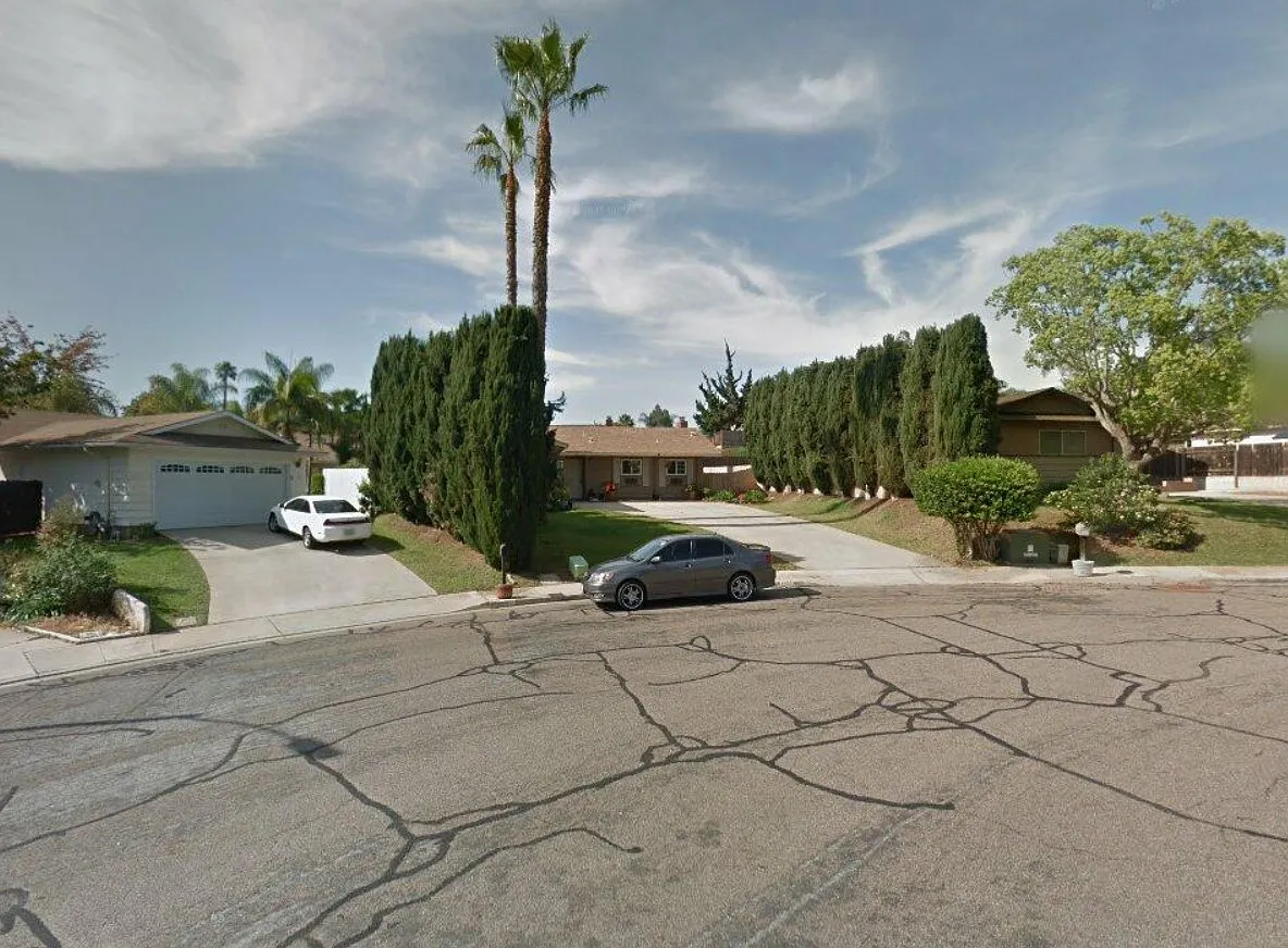 2044 Kellogg Way photo 1