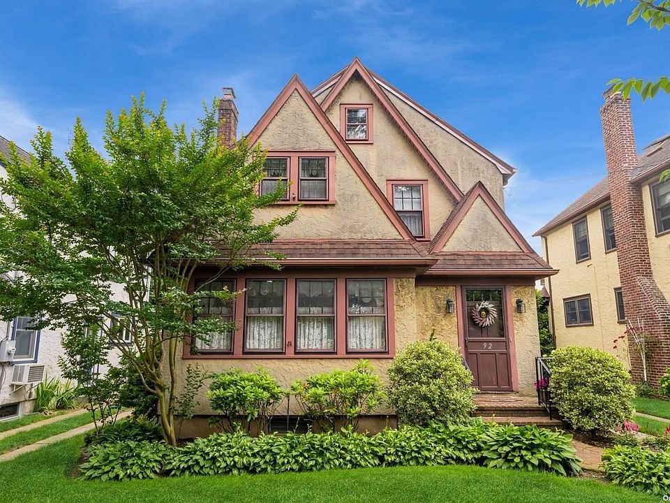 1st image of 92 Walnut Avenue