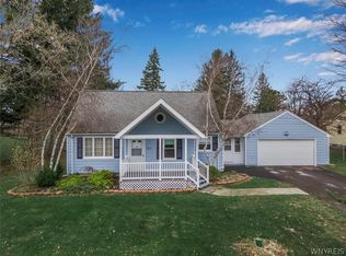 6644 Powers Rd, Orchard Park, NY 14127
