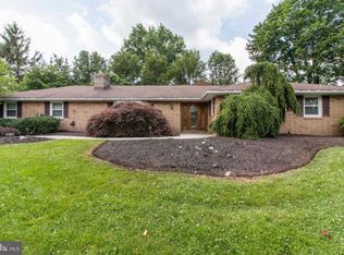 2030 Ardin Dr, Norristown, PA 19403