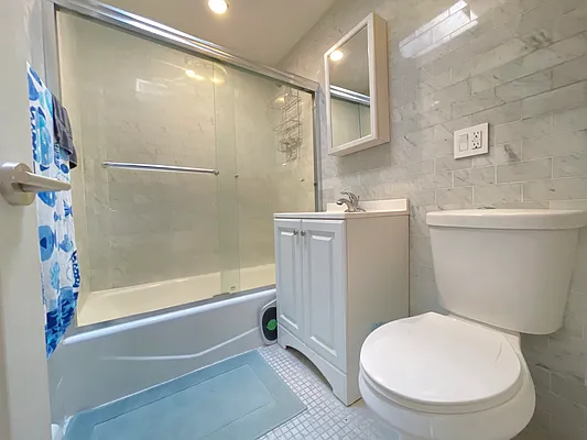 Rented by Silver Line Realty Group NY LLC | media 8