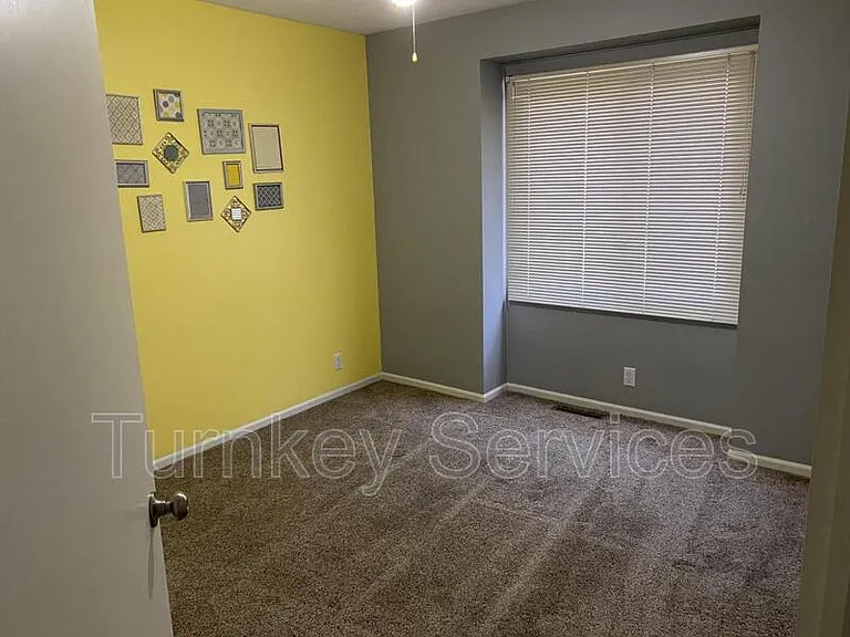 15423 Stony Brook Blvd — Photo 12