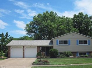 351 Portland Dr, Vermilion, OH