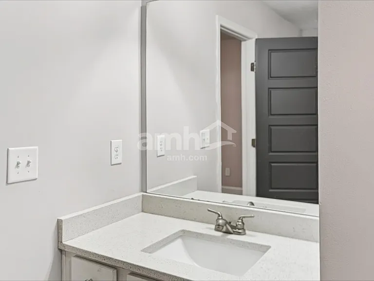 1200 Victoria Walk Ln — Photo 20