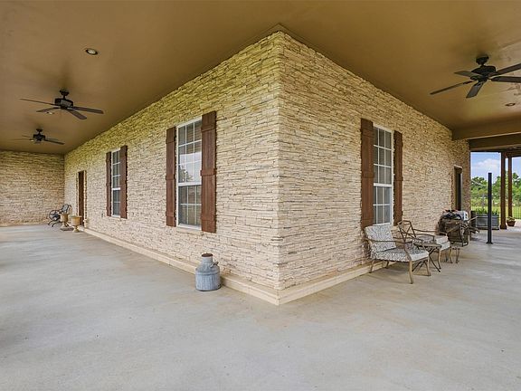 3rd image of 4350 Skylane Rd