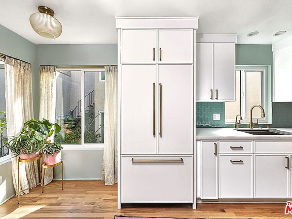 4th image of 1020 19th St APT 6