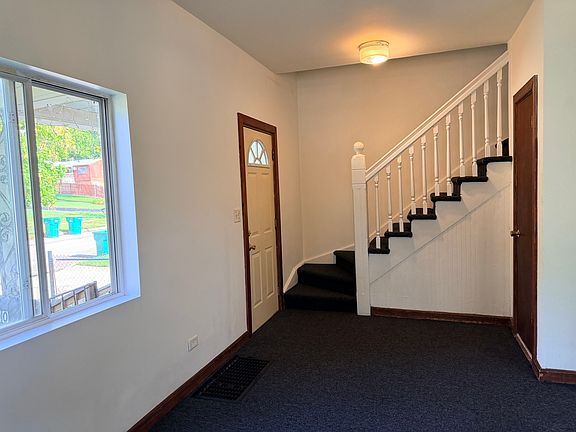 5th image of 400 Summit St