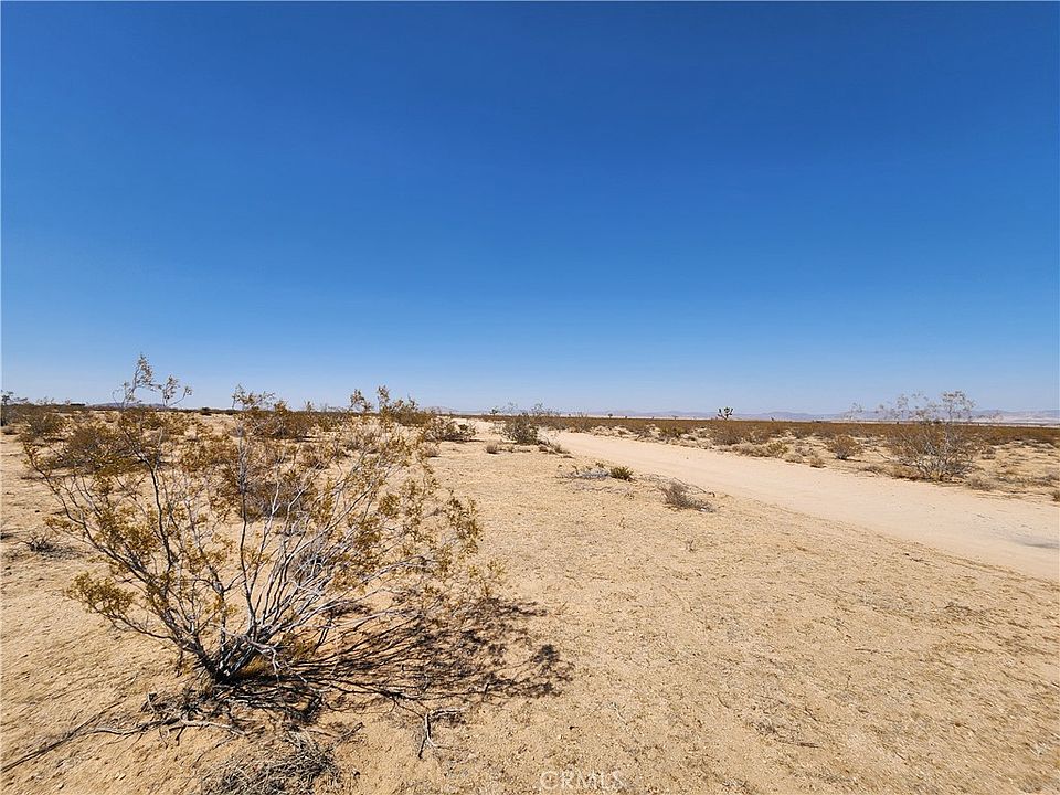 2nd image of 2025 McGarry Rd