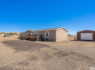 5700 Apache Dr, Stagecoach, NV 89429
