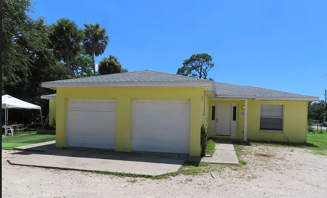 4 bed, 1201 sqft, $2,290 — Photo 1