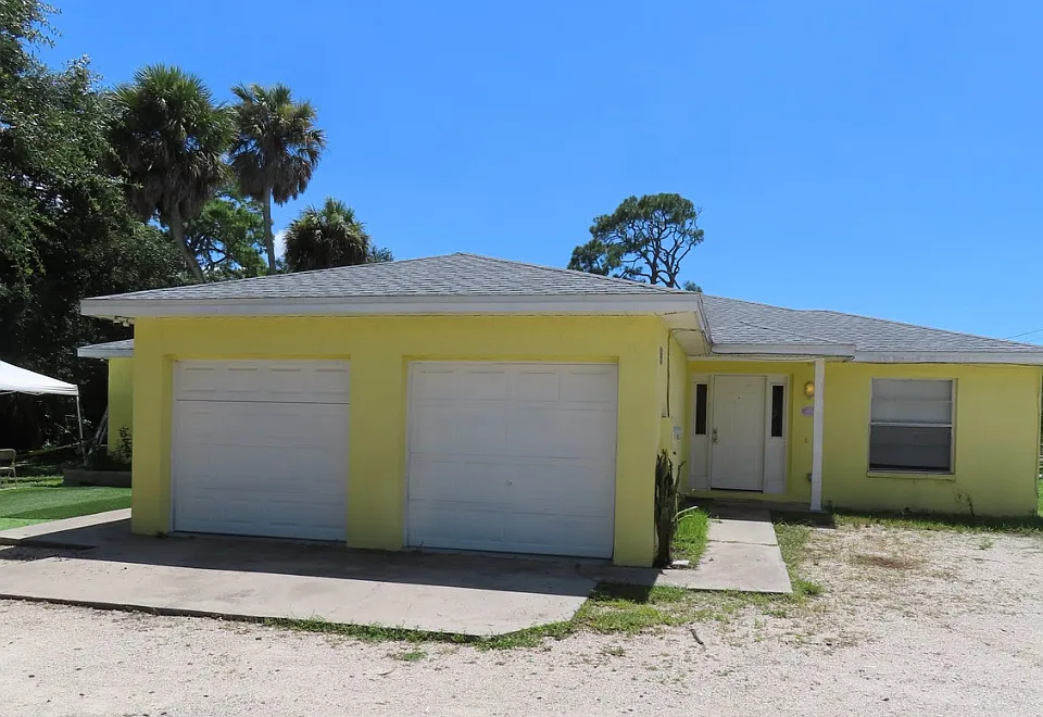 4834 Old Bradenton Rd