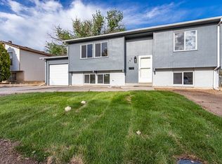 140 Schirra Rd, Pueblo, CO 81001