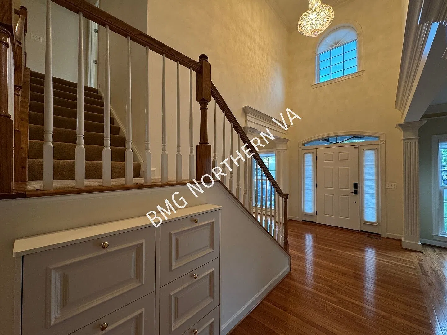 Stunning Spacious 5BR/4BA Home With Finished Basement In Bel Aire Estates — Photo 4
