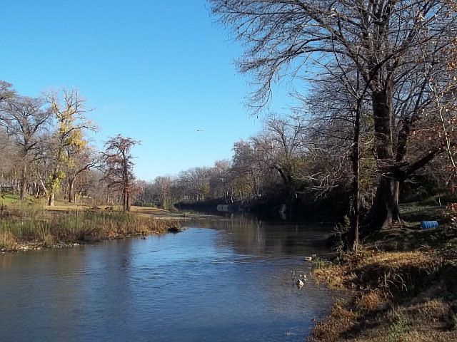 1st image of 933 River Ter