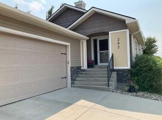 282 W Couleesprings Ter S, Lethbridge, AB T1K 5P2