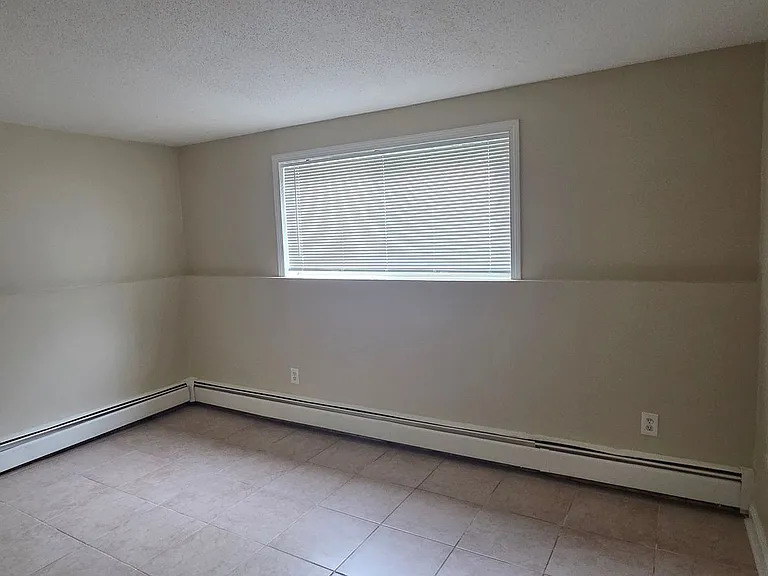 11 Lancelot Ct #7 — Photo 8