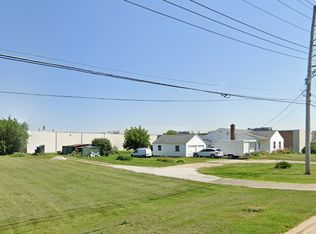 1033 Wheeling Rd, Wheeling, IL 60090