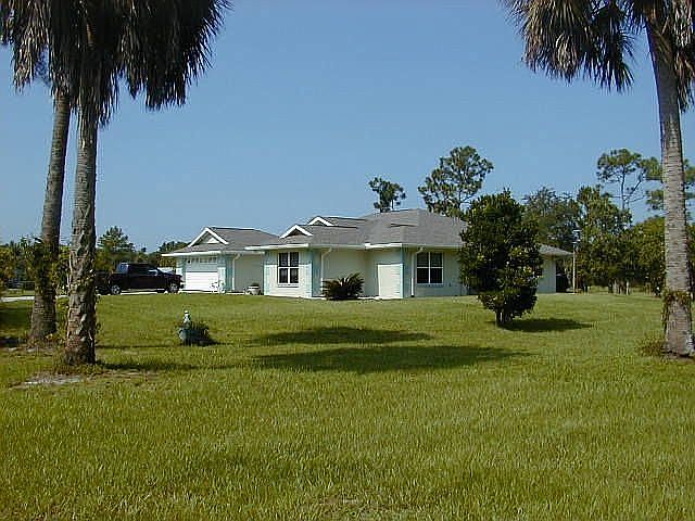      Country Setting
