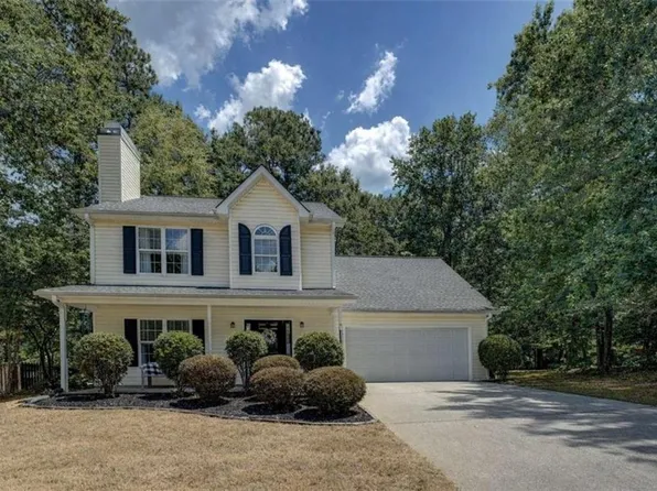 530 Windermere Dr, Loganville, GA 30052