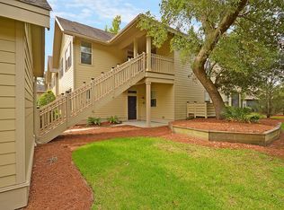 5558 Colonial Chatsworth Cir, North Charleston, SC 29418