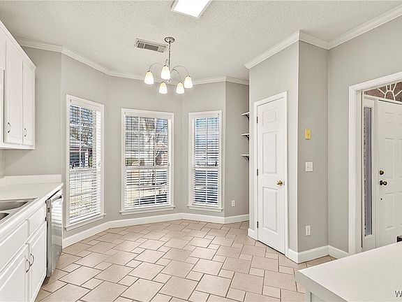 5th image of 1169 Periwinkle Dr