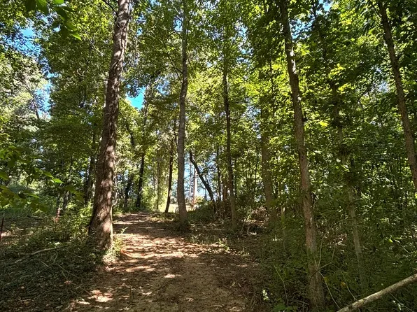 388 W Toomey Ln, Madisonville, TN 37354