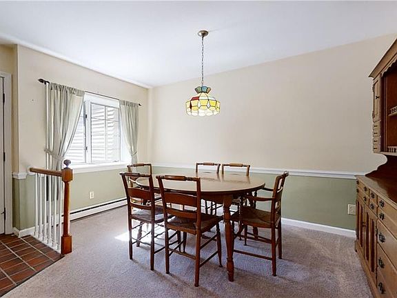 5th image of 105 Pine Glen Dr #105