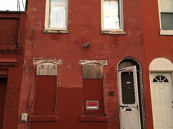 2nd image of 2732 W Oxford St