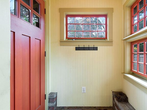 Two doors take you into the home with a secure and light-filled vestibule.