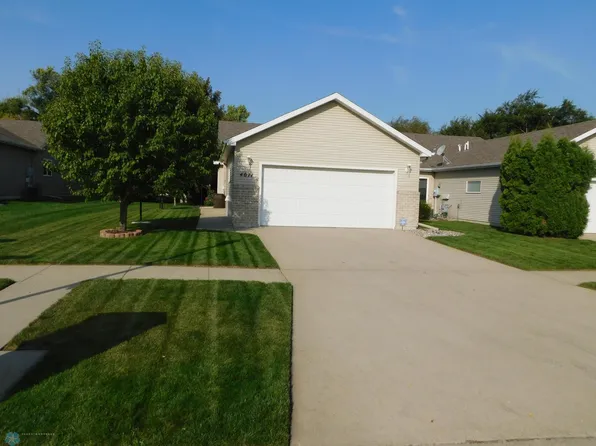 4011 32nd St S, Fargo, ND 58104