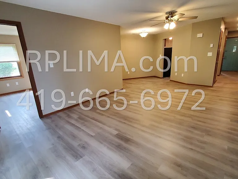 1593 Plainfield Dr — Photo 10