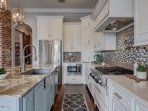 5th image of 115 Queensberry Dr