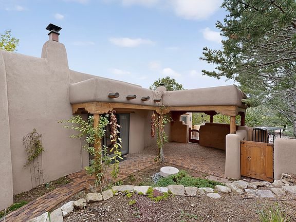 4th image of 129 Cantera Cir