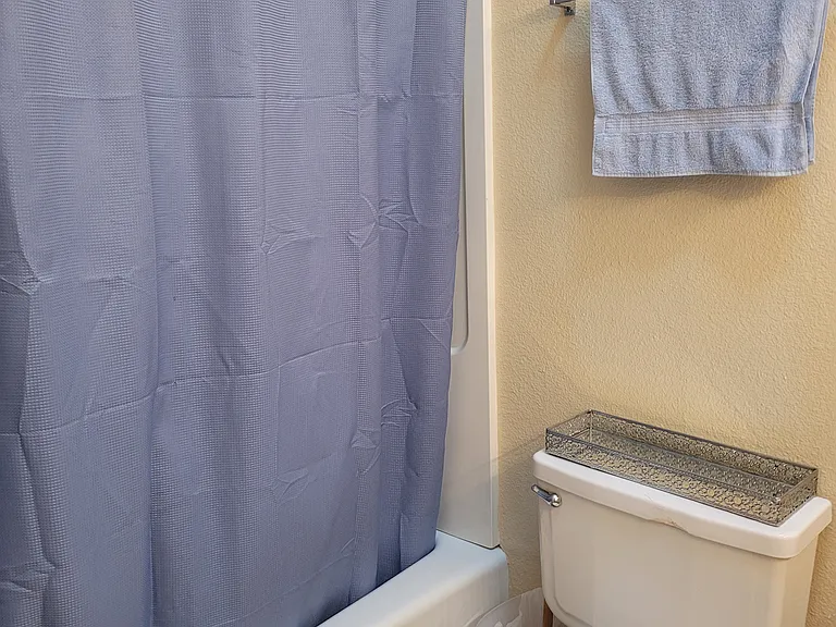 210 Oak Bay St #303 — Photo 22