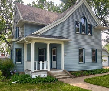 401 High St, Decorah, IA, 52101